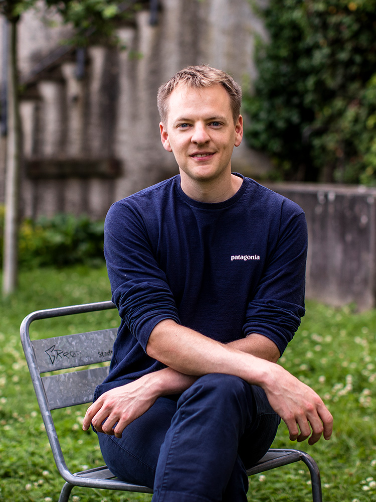 Simon Tobias Bühler in the garden of the Old University Simon Tobias Bühler in the garden of the Old University