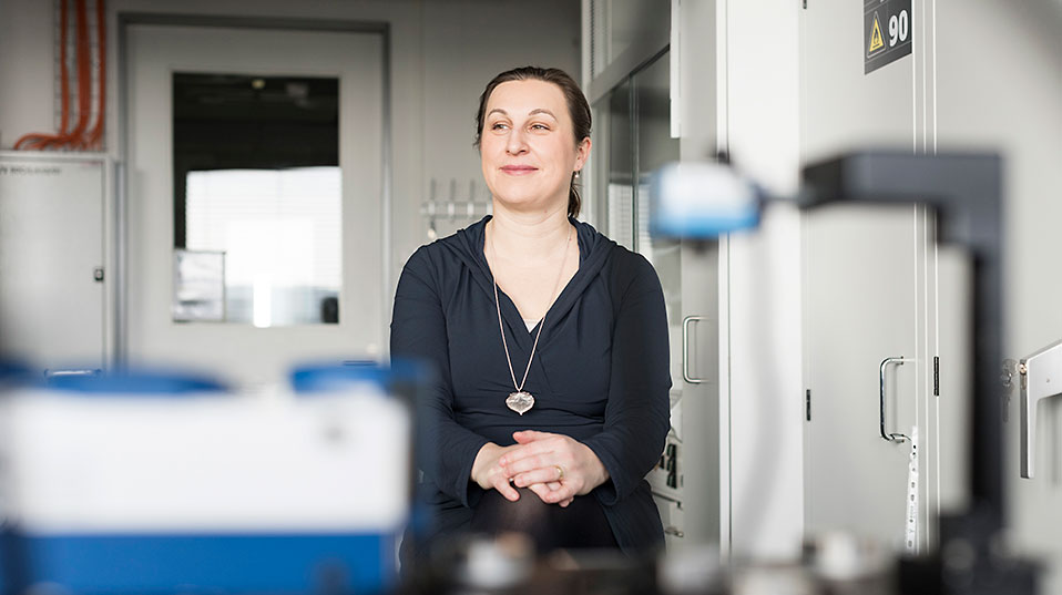 As a researcher, Dr. Marija Plodinec has developed an analytical method for cancer diagnostics. As an entrepreneur, she now wants to bring the tool to market. (Image: University of Basel, Christian Flierl) As a researcher, Dr. Marija Plodinec has developed an analytical method for cancer diagnostics. As an entrepreneur, she now wants to bring the tool to market. (Image: University of Basel, Christian Flierl)