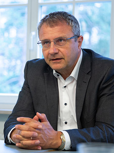 Prof. Dr. Alfred Bodenheimer. Prof. Dr. Alfred Bodenheimer.