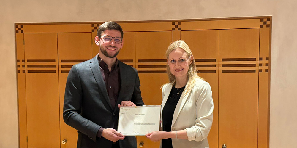 Computer science graduate Florian Burkhardt receives Fritz Kutter Prize