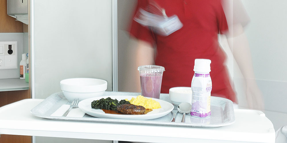Tray with meal in a hospital. (Image: Cantonal Hospital Aarau) Tray with meal in a hospital. (Image: Cantonal Hospital Aarau)